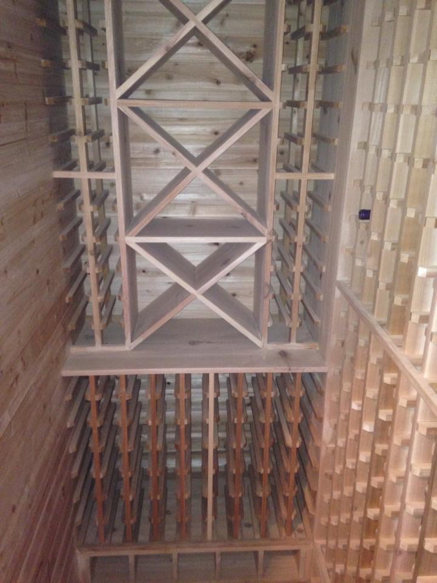 Diamond bin wine cellar cedar
